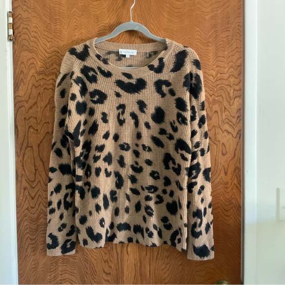 White + Warren Cashmere Animal Print Sweater - Picture 1 of 4
